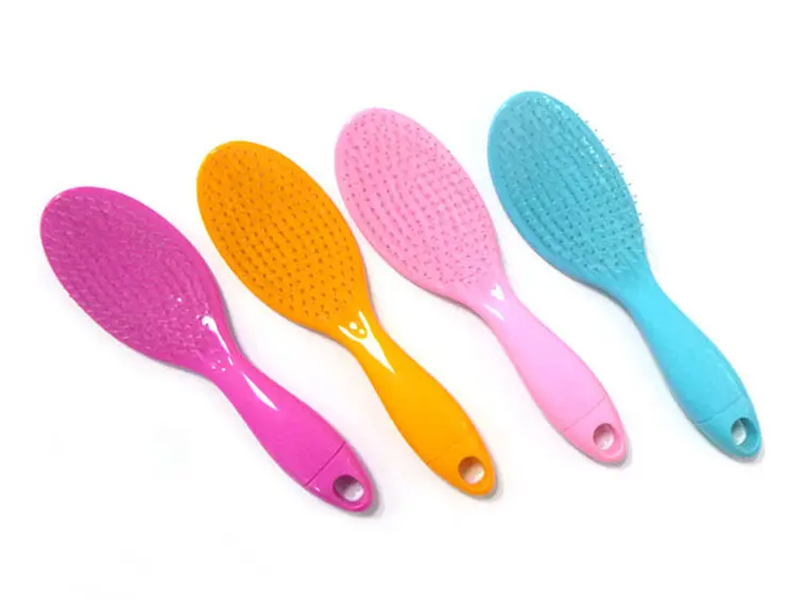 Selvrensende Candy Color Detangling Hair Brush